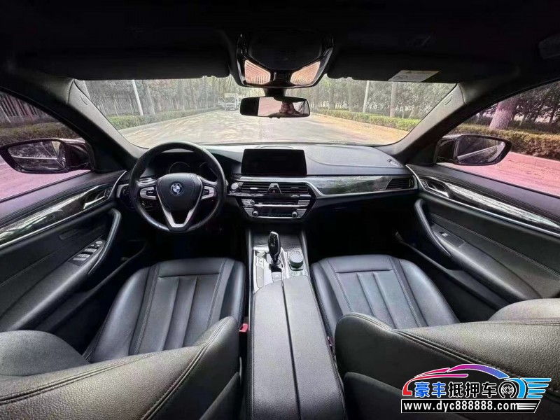 19年宝马5系轿车抵押车出售