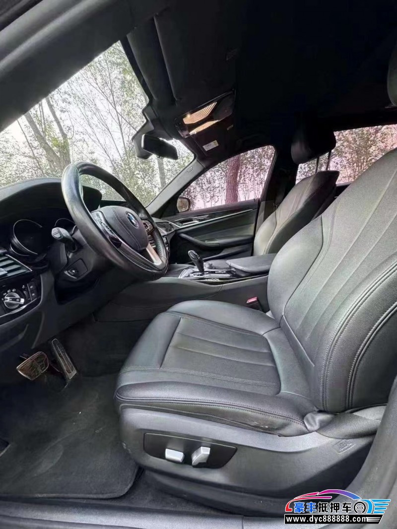 19年宝马5系轿车抵押车出售