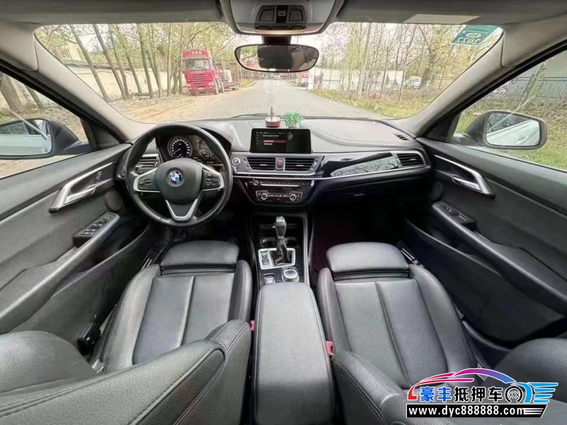 18年宝马1系轿车抵押车出售