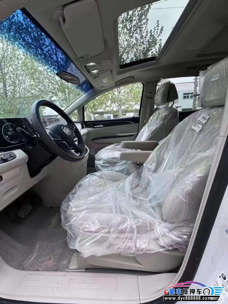 22年别克GL8轿车抵押车出售