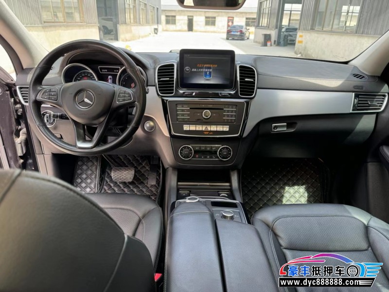 17年奔驰GLE轿车抵押车出售
