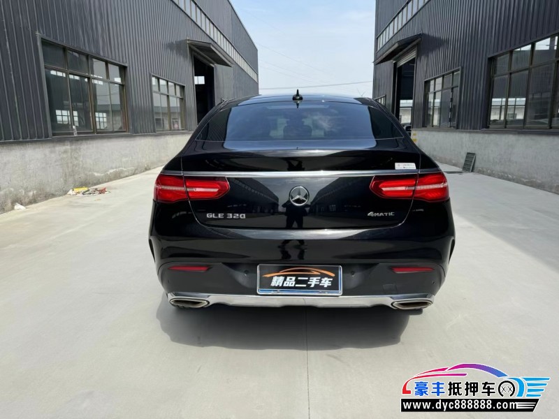 17年奔驰GLE轿车抵押车出售