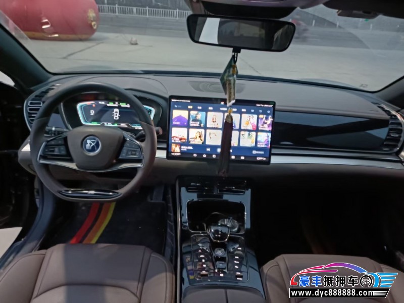 23年比亚迪汉轿车抵押车出售