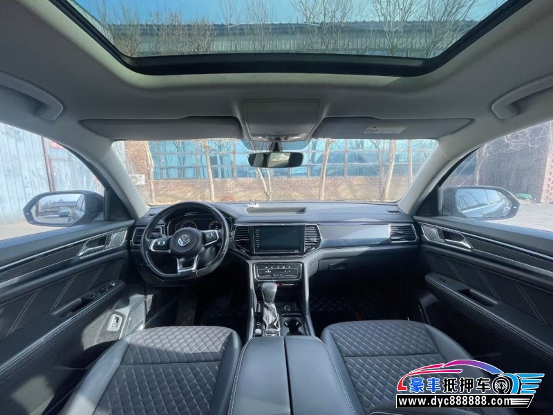 20年大众途昂轿车抵押车出售