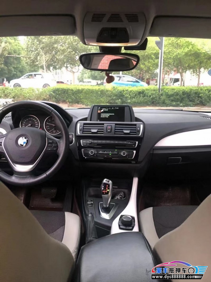 16年宝马1系轿车抵押车出售