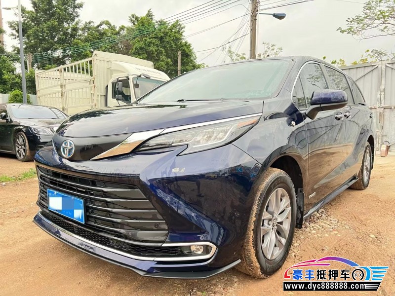 22年丰田塞纳轿车抵押车出售