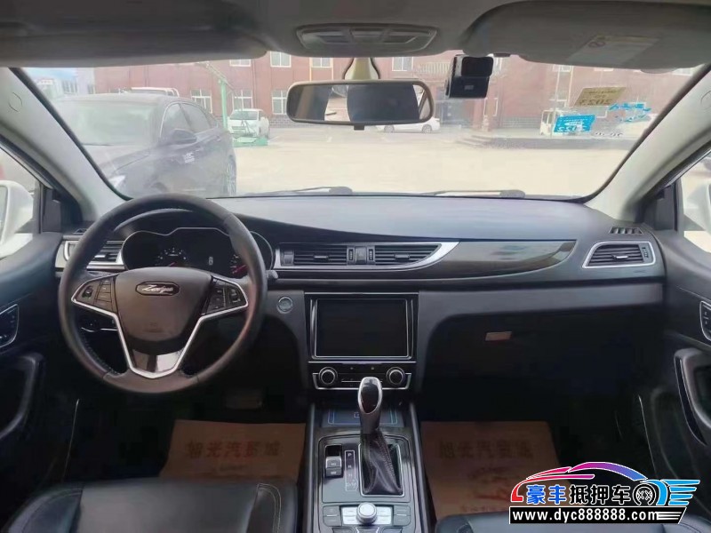 18年众泰Z560轿车抵押车出售