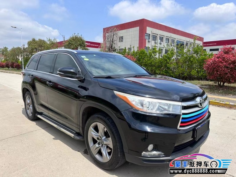 17年丰田汉兰达轿车抵押车出售