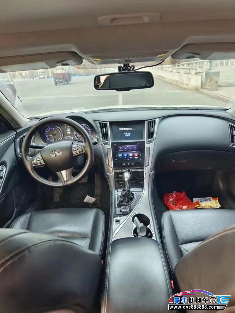 15年英菲尼迪Q50L轿车抵押车出售