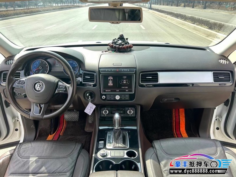 17年大众途锐SUV抵押车出售