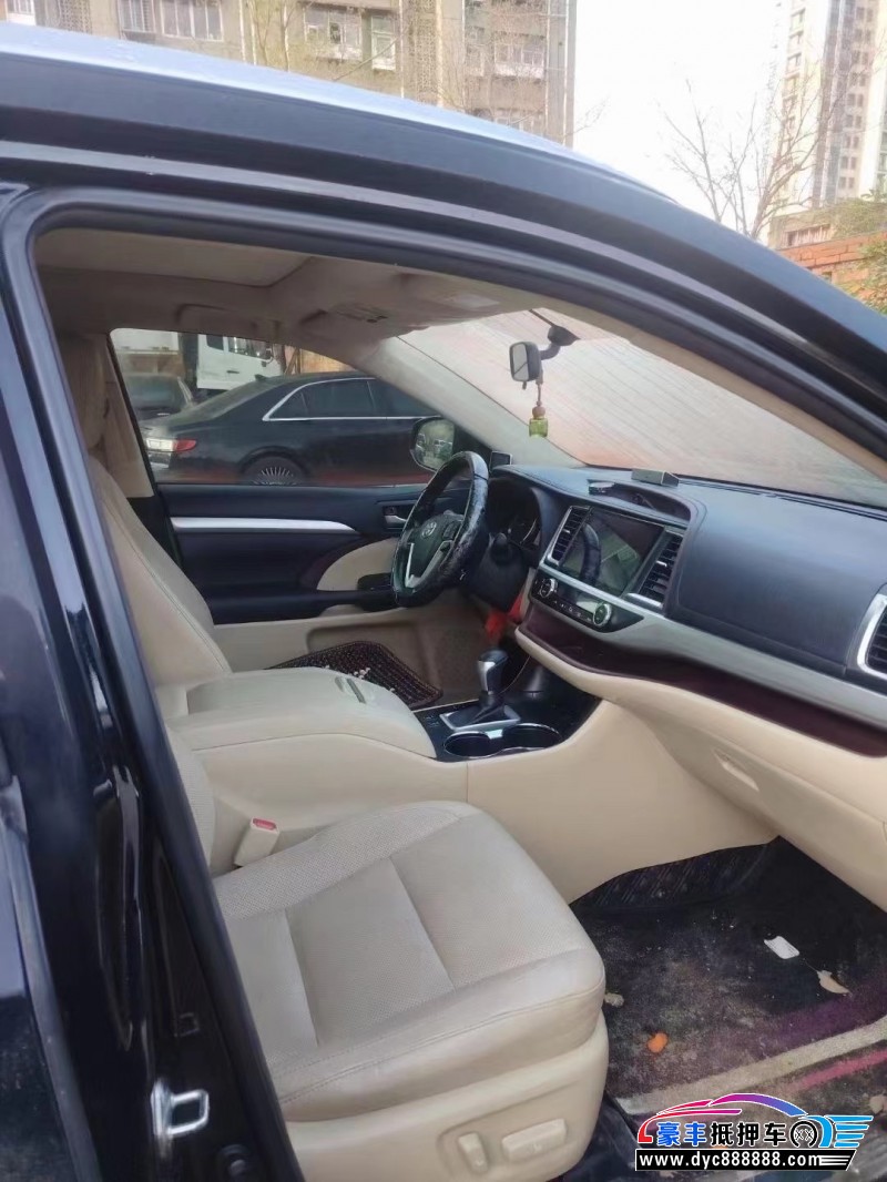 16年丰田汉兰达SUV抵押车出售