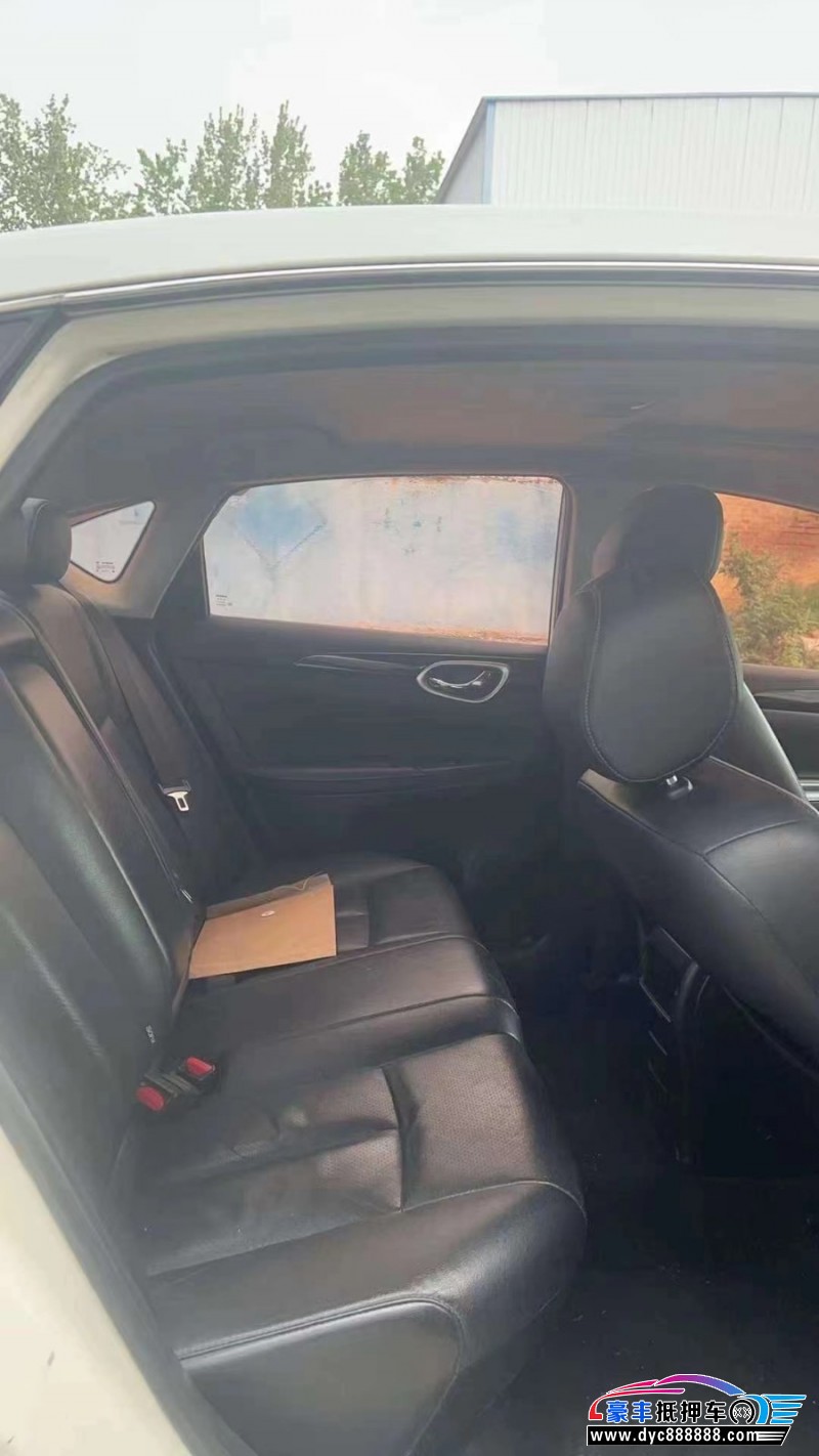 19年日产轩逸轿车抵押车出售