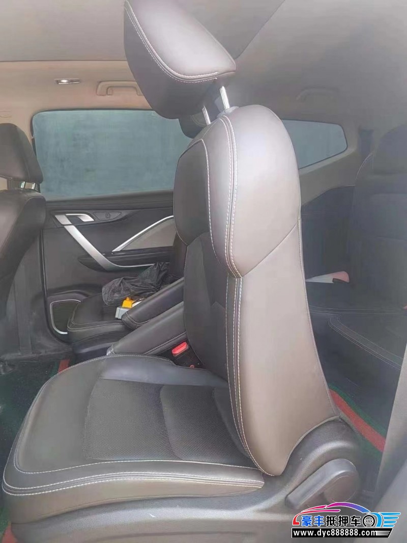 20年吉利嘉际轿车抵押车出售