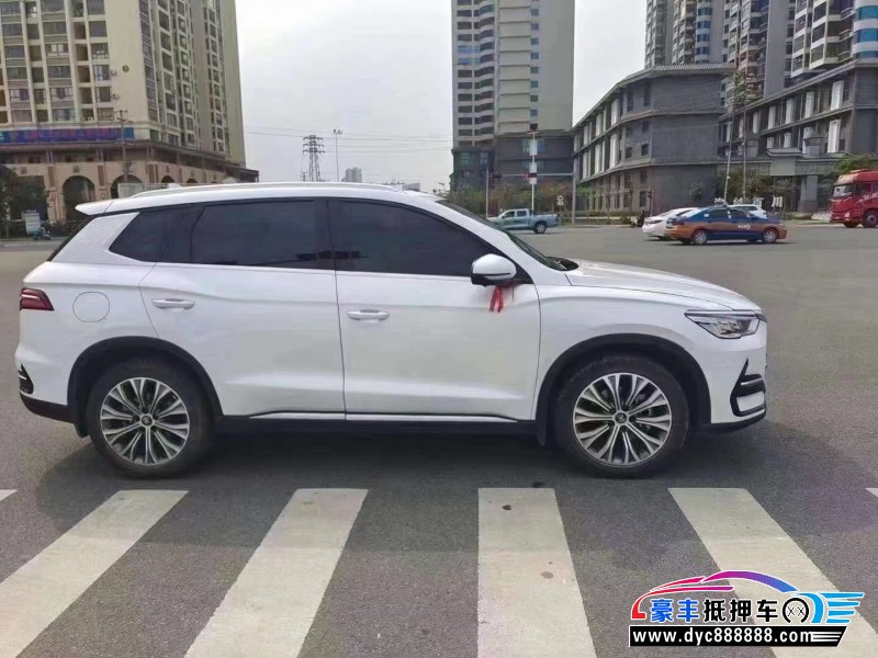 22年比亚迪宋轿车抵押车出售