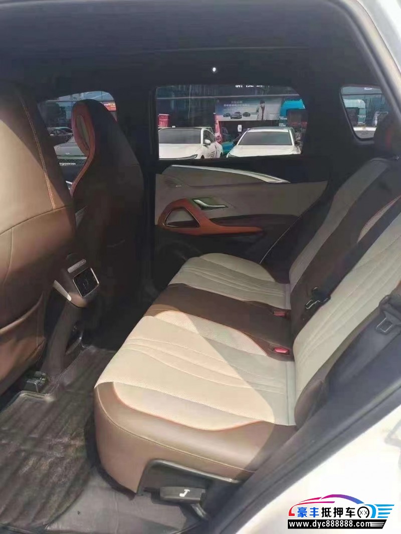 22年比亚迪宋轿车抵押车出售