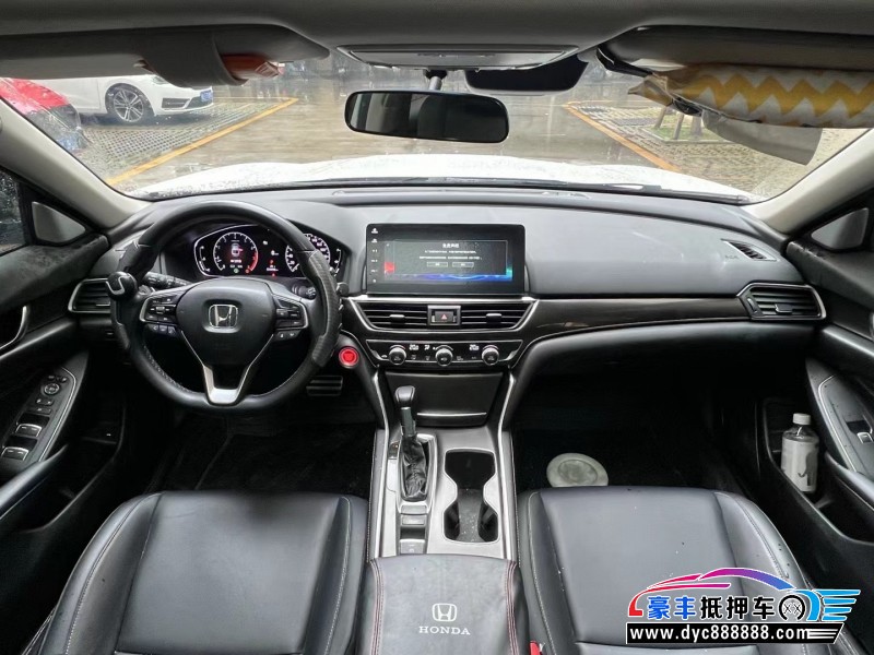 22年本田雅阁轿车抵押车出售