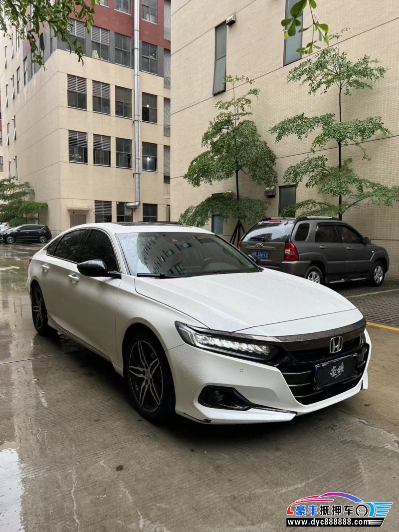 22年本田雅阁轿车抵押车出售