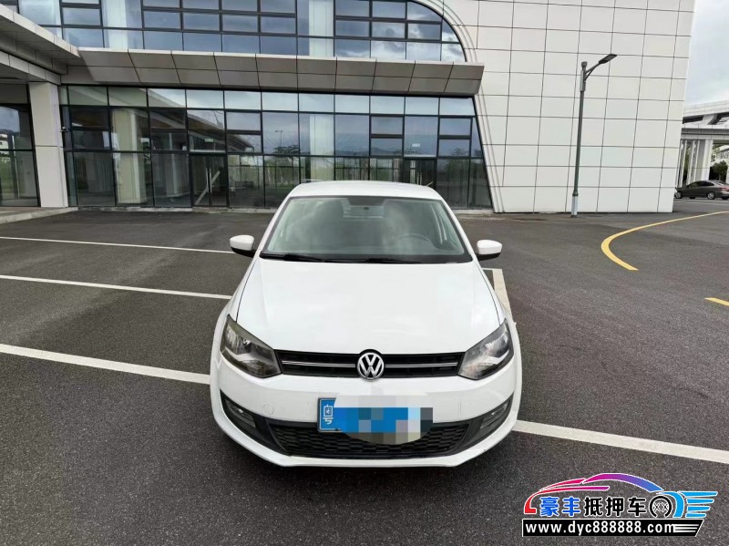13年大众polo轿车抵押车出售