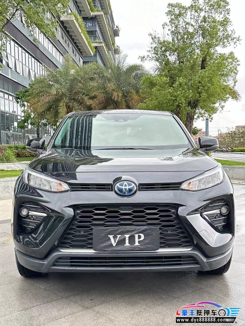 22年丰田威兰达轿车抵押车出售