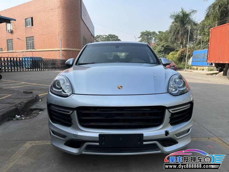18年保时捷卡宴轿车抵押车出售