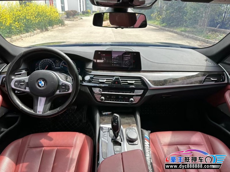 19年宝马5系轿车抵押车出售