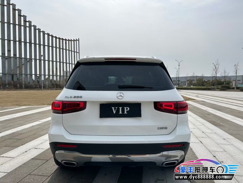 22年奔驰GLB轿车抵押车出售