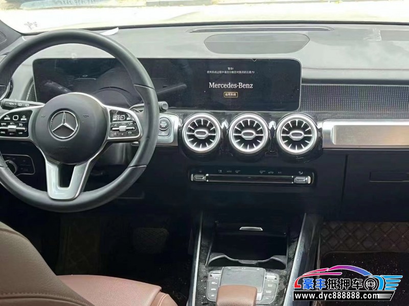 20年奔驰GLB轿车抵押车出售