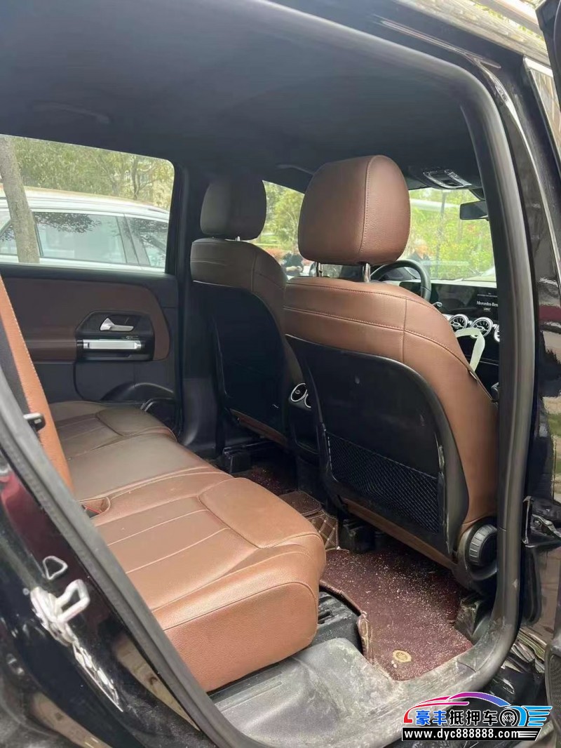 20年奔驰GLB轿车抵押车出售