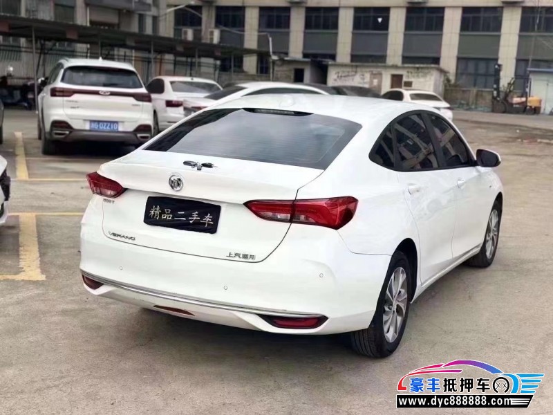 22年别克威朗轿车抵押车出售