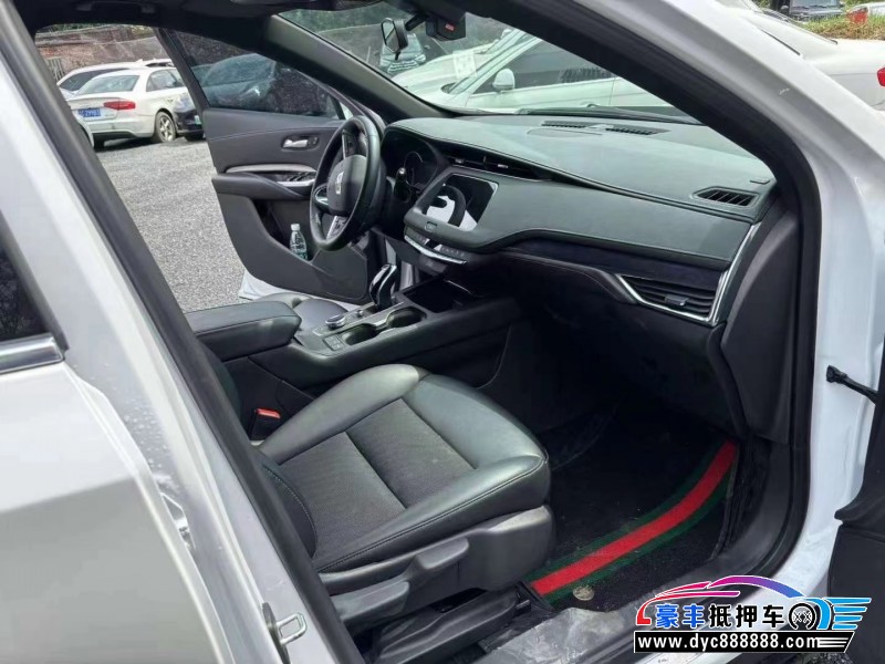 22年凯迪拉克XT4轿车抵押车出售