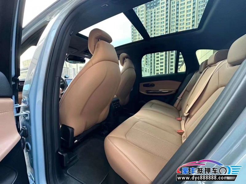 22年蔚来ES6轿车抵押车出售