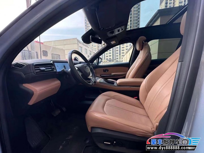 22年蔚来ES6轿车抵押车出售