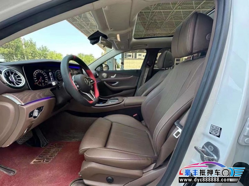 20年奔驰E轿车抵押车出售