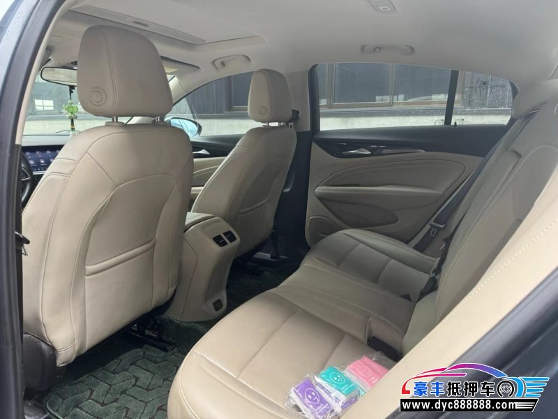 21年别克君威轿车抵押车出售