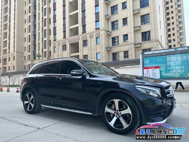 18年奔驰GLC轿车抵押车出售