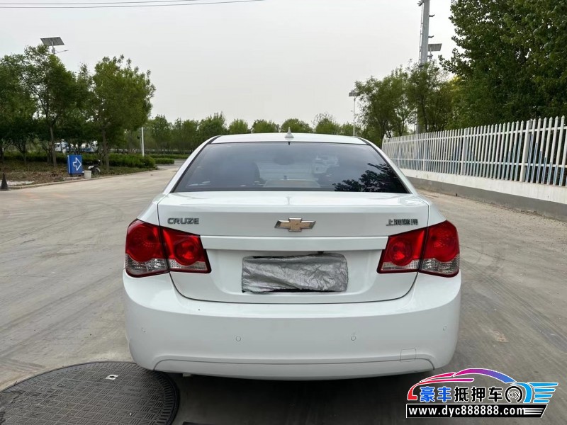 14年雪佛兰科鲁兹轿车抵押车出售