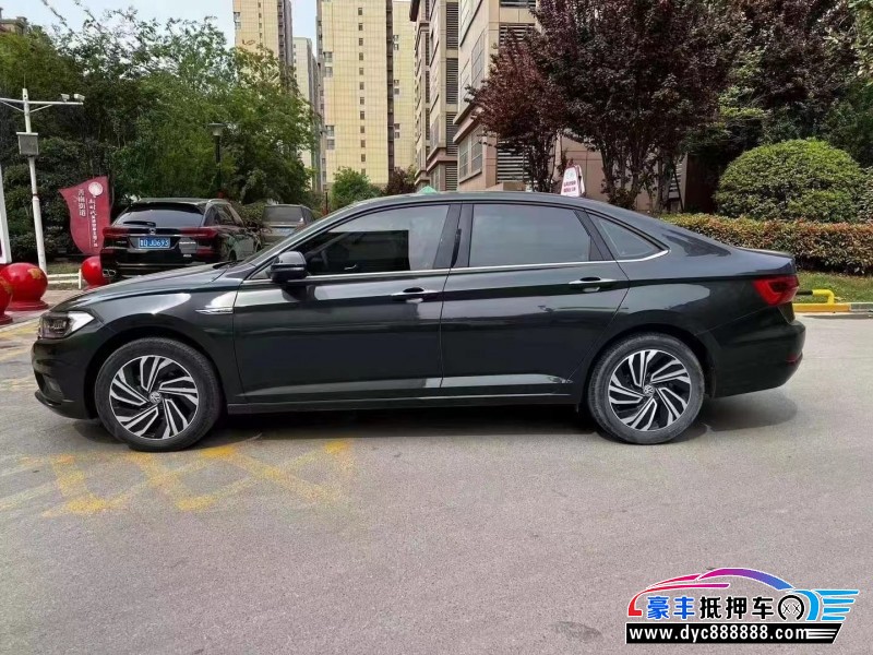 22年大众速腾轿车抵押车出售