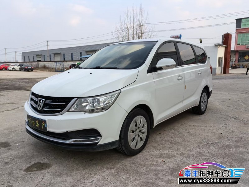 17年宝骏730轿车抵押车出售