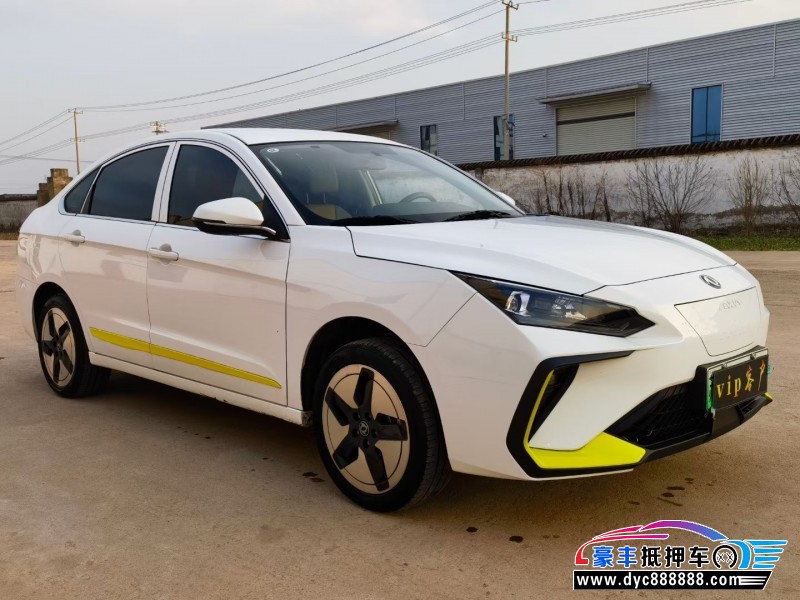 23年东风风神E70轿车抵押车出售