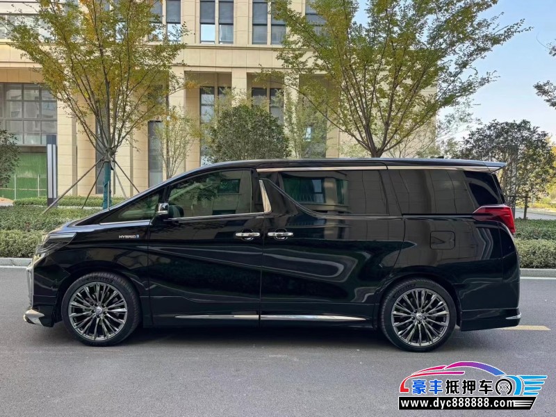 23年丰田埃尔法轿车抵押车出售