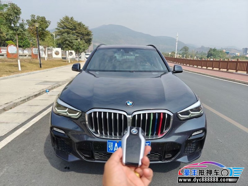 19年宝马X5轿车抵押车出售