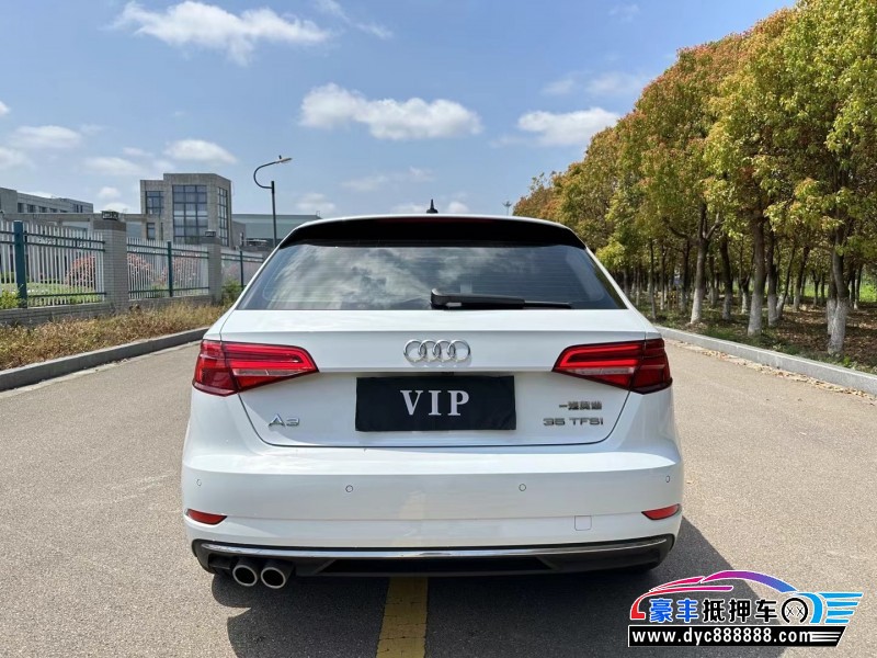 20年奥迪A3轿车抵押车出售