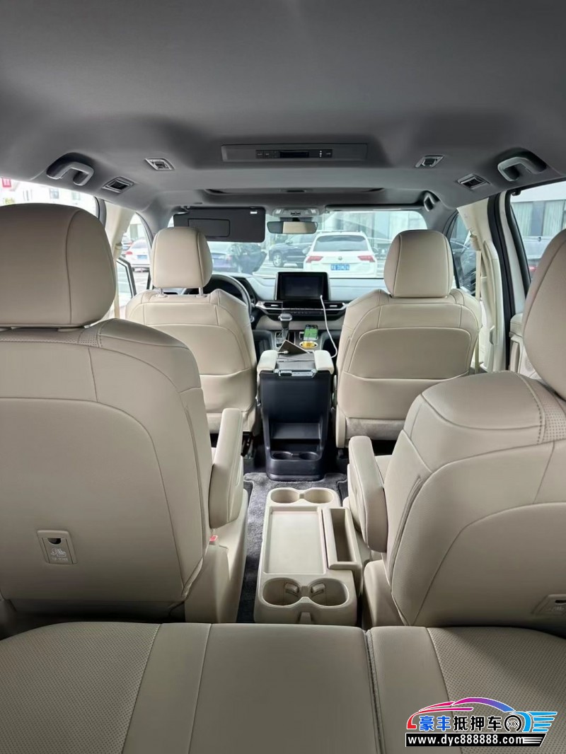 23年丰田塞纳MPV抵押车出售