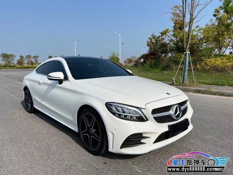 20年奔驰C轿车抵押车出售