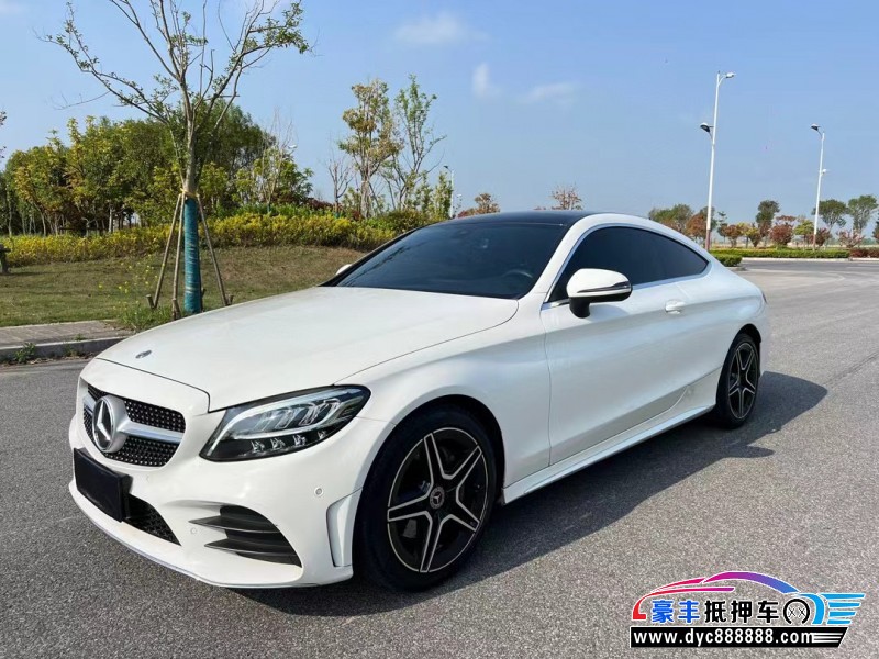 20年奔驰C轿车抵押车出售