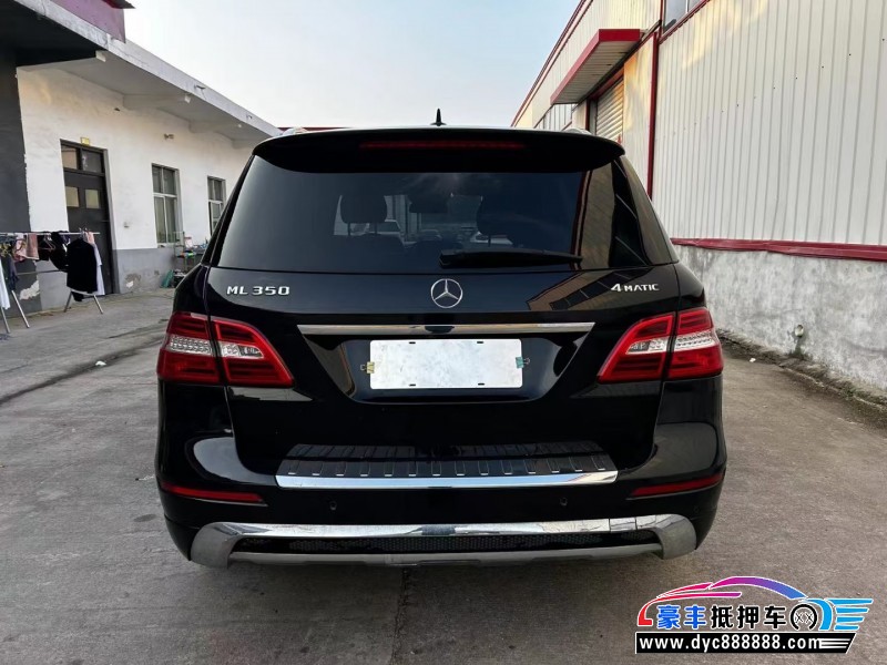 13年奔驰ML轿车抵押车出售