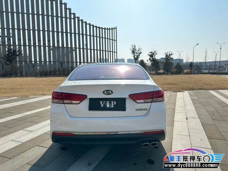 16年起亚K4轿车抵押车出售