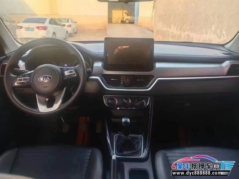 19年起亚智跑SUV抵押车出售