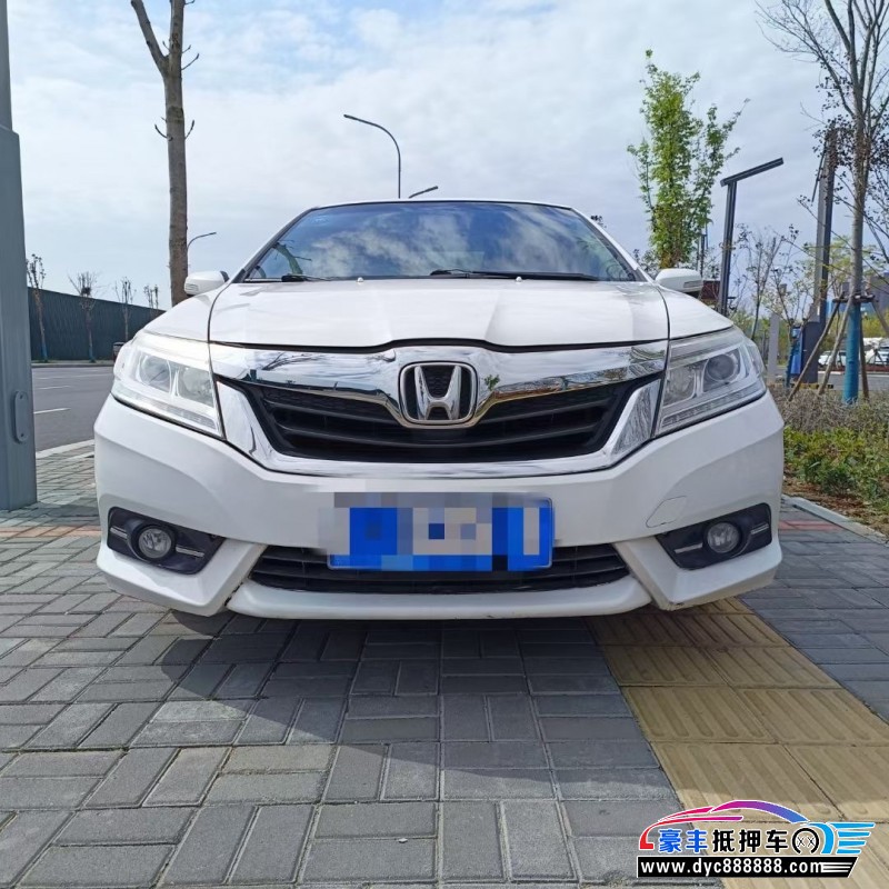14年本田凌派轿车抵押车出售