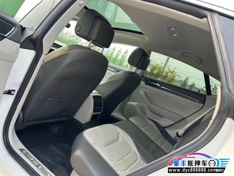 19年大众CC轿车抵押车出售